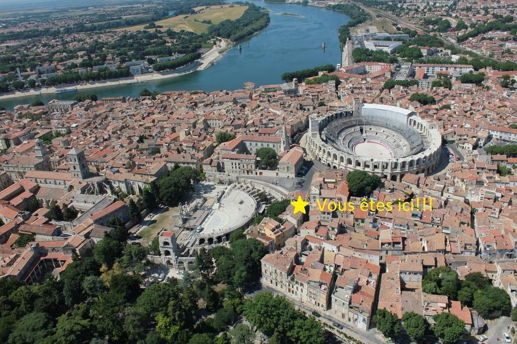 Le Nid Des Arenes Apartment Arles Bilik gambar